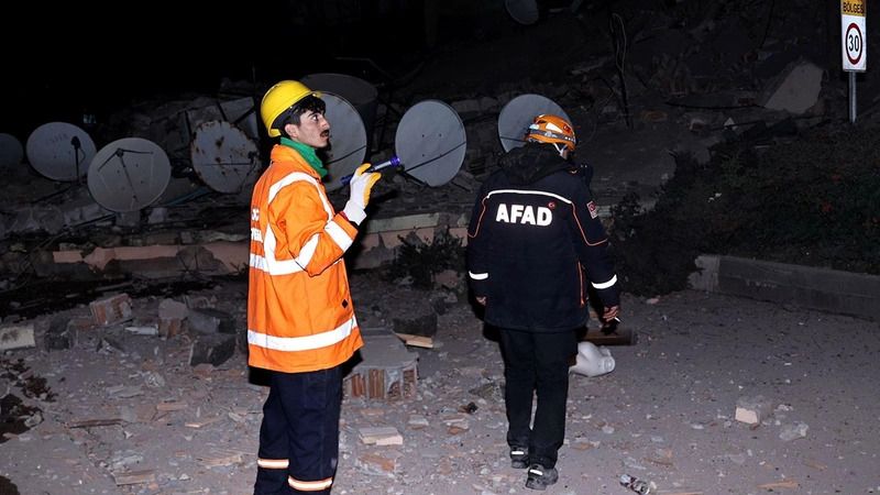 Hatay’daki depremin ardından bölgeden ilk kareler! 1