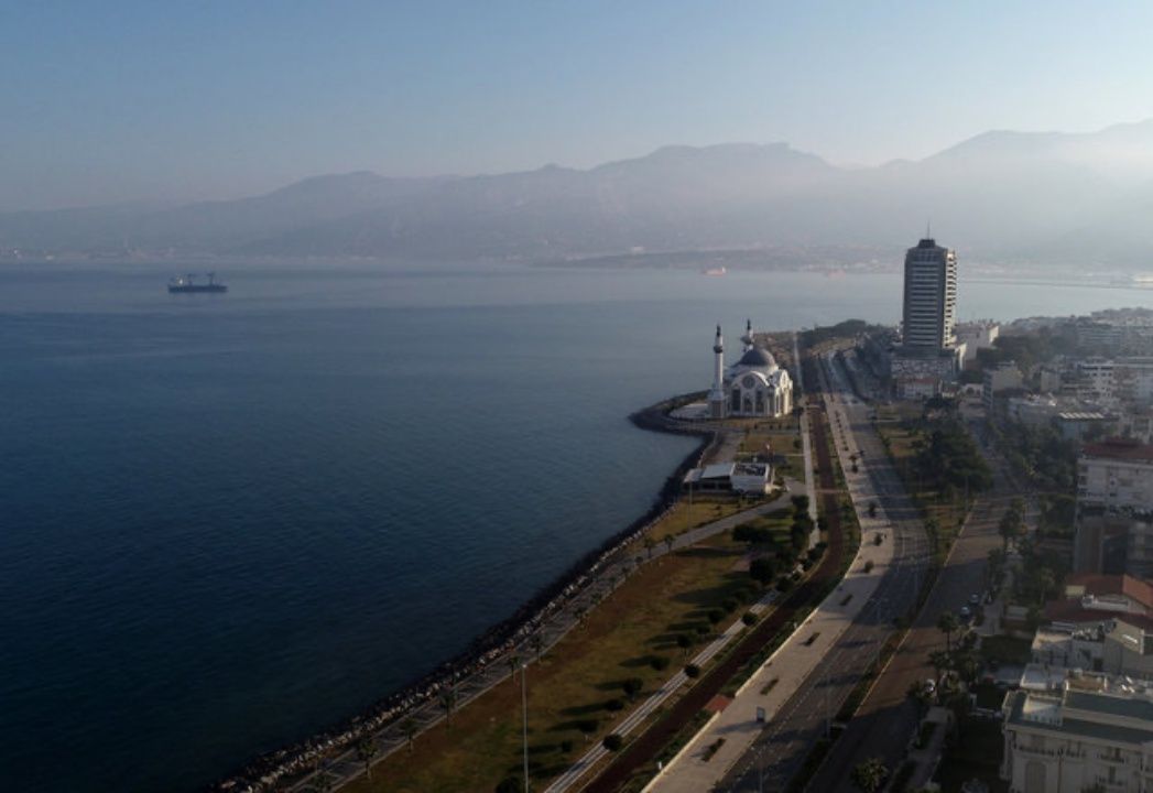 Hatay adeta hayalet şehre dönüşte! İşte şehirde son durum 1