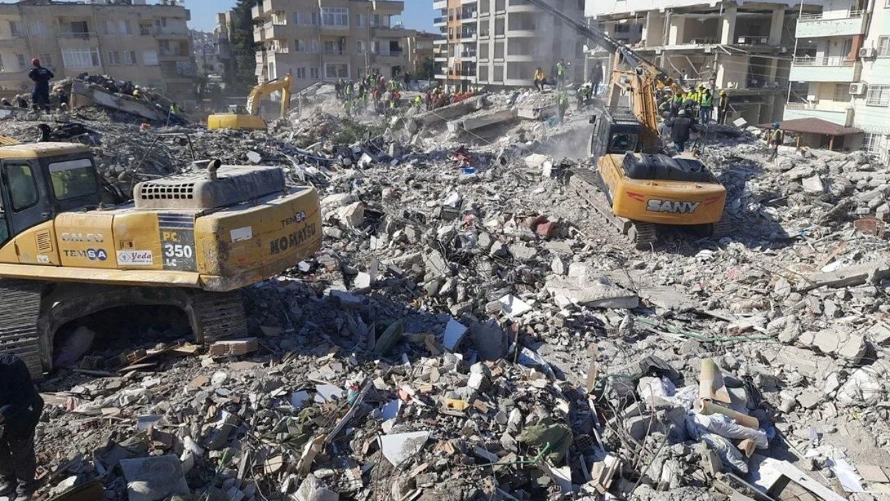 Dünya acil koduyla paylaştı! Hatay depremi dünya gündeminde 2
