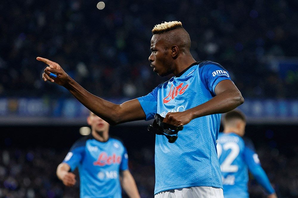 Enner Valencia Erling Haaland'ın ensesine yapıştı! 9