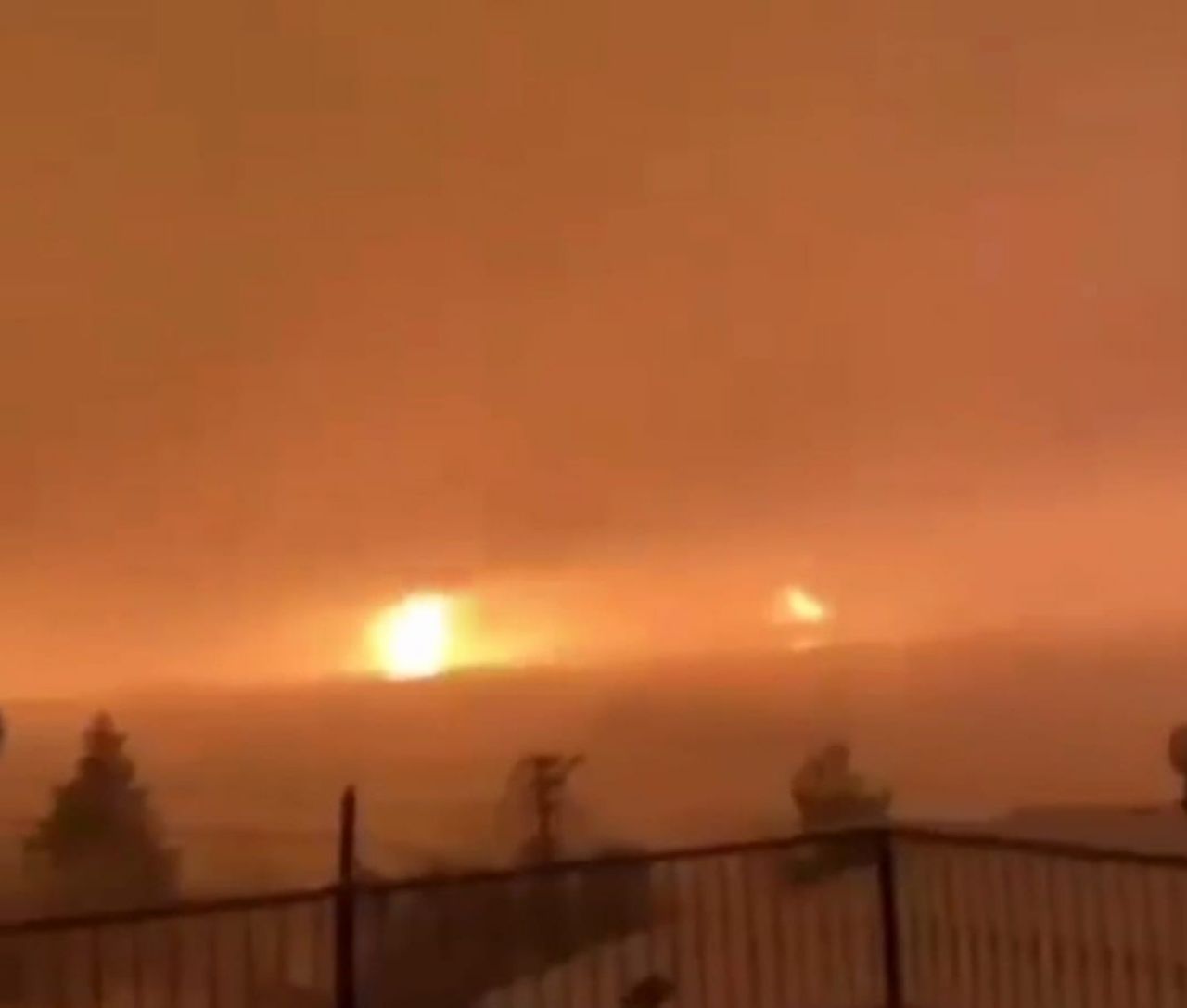 Suyun içinden alevler yükseldi! Deprem sırasında Adıyaman Gölü'nde korkutan görüntü 4