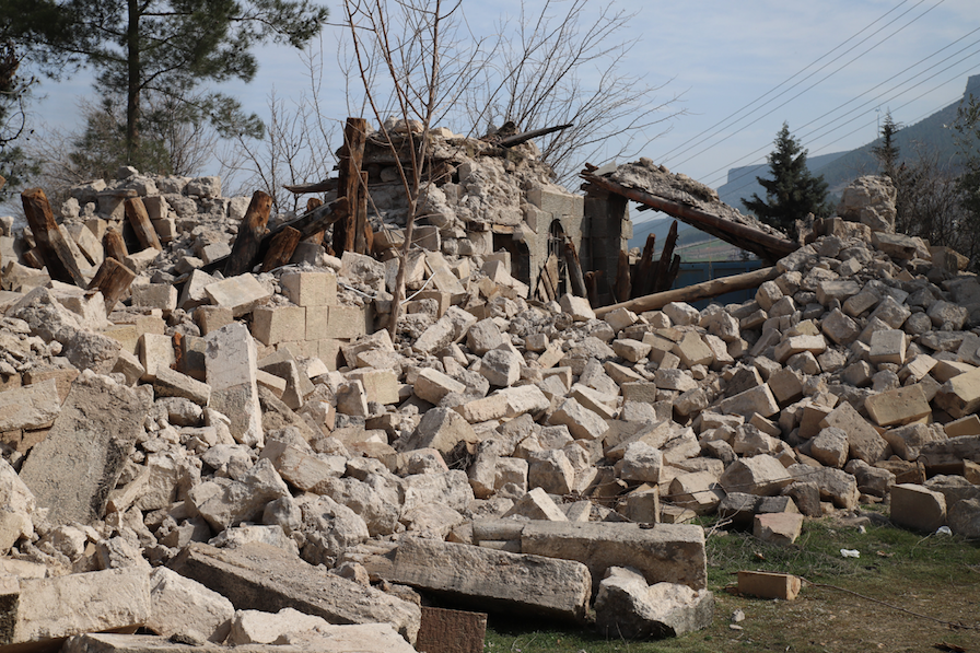 Zerda dizisinin çekildiği  Hurşit Ağa Konağı depremde yıkıldı 7