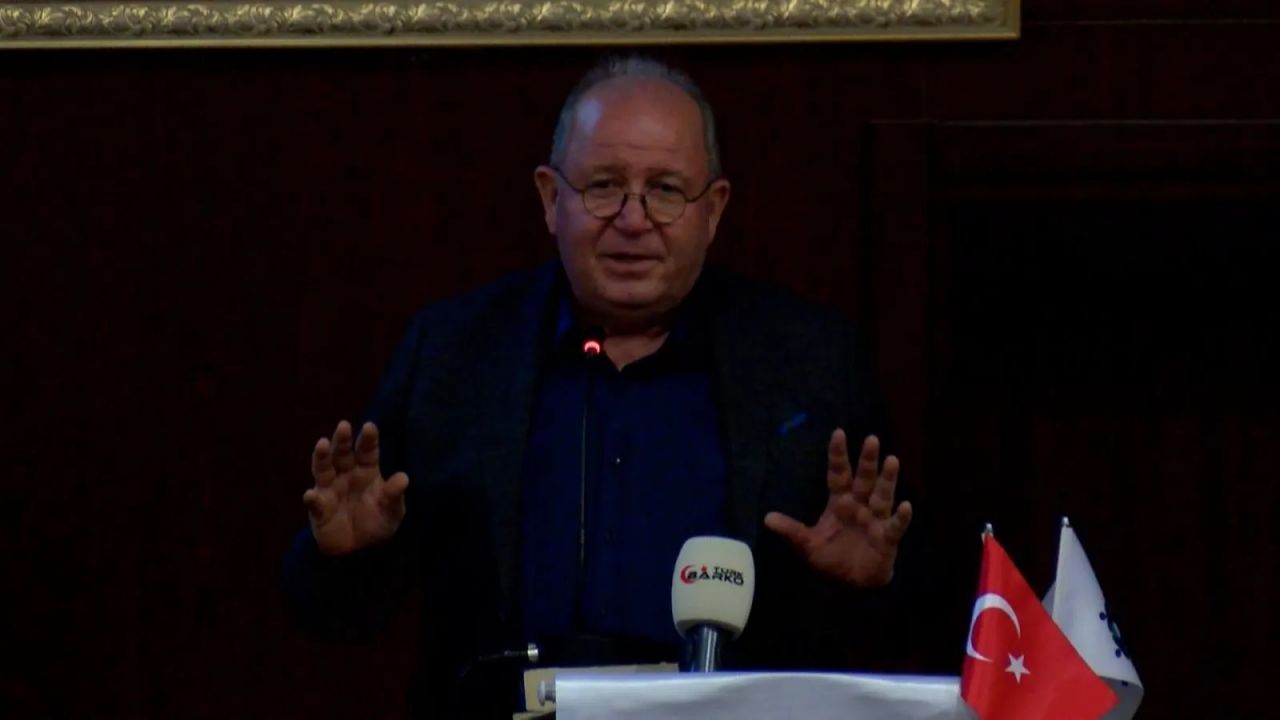 Prof. Dr. Şükrü Ersoy'dan endişelendiren açıklama: Deprem oluşturabilecek fay sayısı 500'ün üzerine çıktı! 1