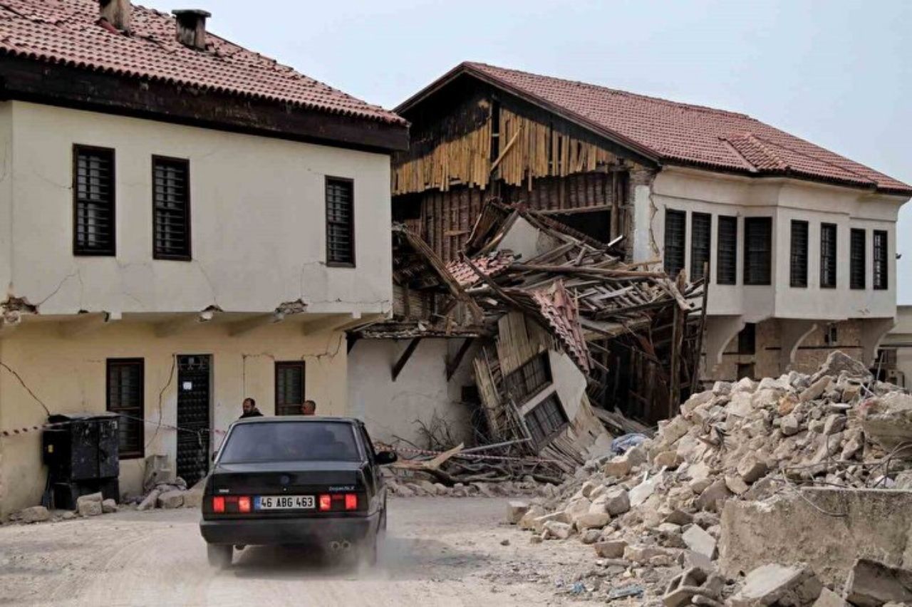 Deprem bölgesinden kahreden görüntüler! Her şehirde başka bir hüzün, başka bir acı 21