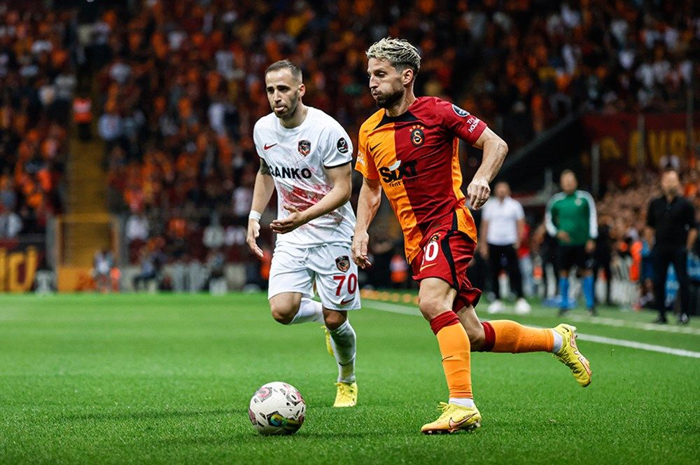 Galatasaray, Beşiktaş'ın rekorunu da egale etti! 12