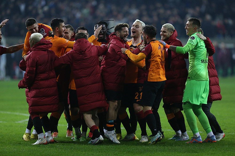 Galatasaray, Beşiktaş'ın rekorunu da egale etti! 8