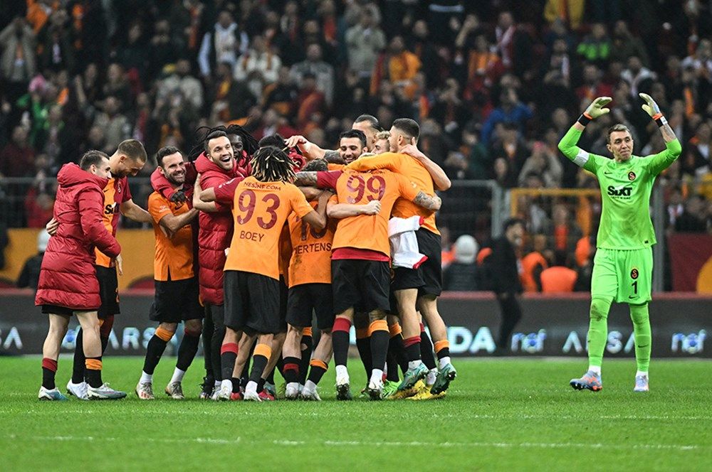 Galatasaray, Beşiktaş'ın rekorunu da egale etti! 9