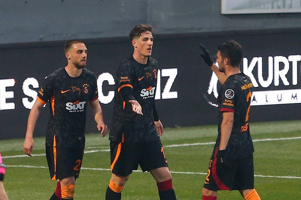 Galatasaray'da forma aslanın ağzında! 2
