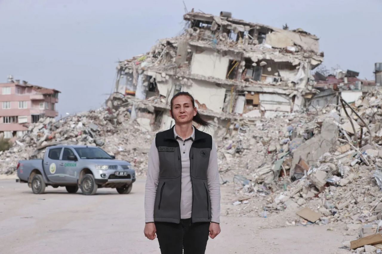 İşte deprem bölgesinin kahraman kadınları... 16