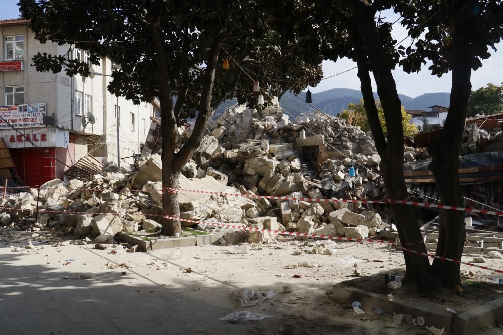 Bu ilde yaşayanlar dikkat! Deprem uzmanı o bölgeyi uyardı: 7 büyüklüğünde bekliyorum 5