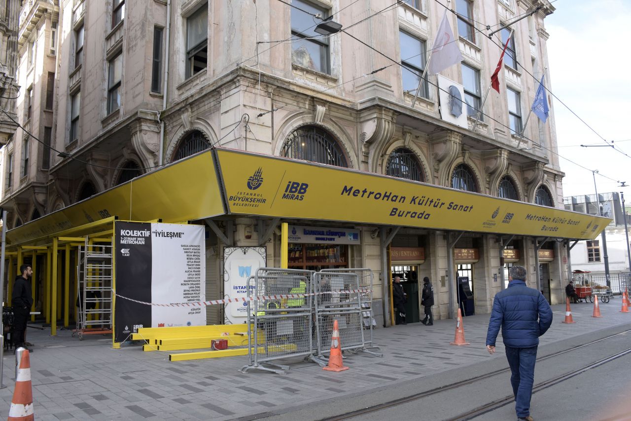 148 yıllık Karaköy metrosunda tedirgin eden görüntü: Kırık ve çatlaklar var 2