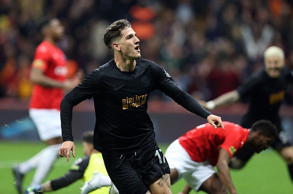 Galatasaray ve Okan Buruk'dan rekor üstüne rekor! 12