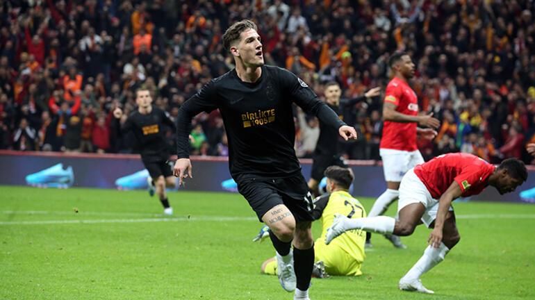 Nicolo Zaniolo hesabı açtı, taraftarı mest etti! 7