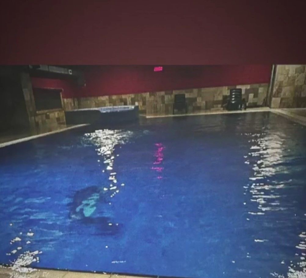 Sitenin altındaki havuzun görüntüleri ortaya çıktı: Tek bir kolon yok 1