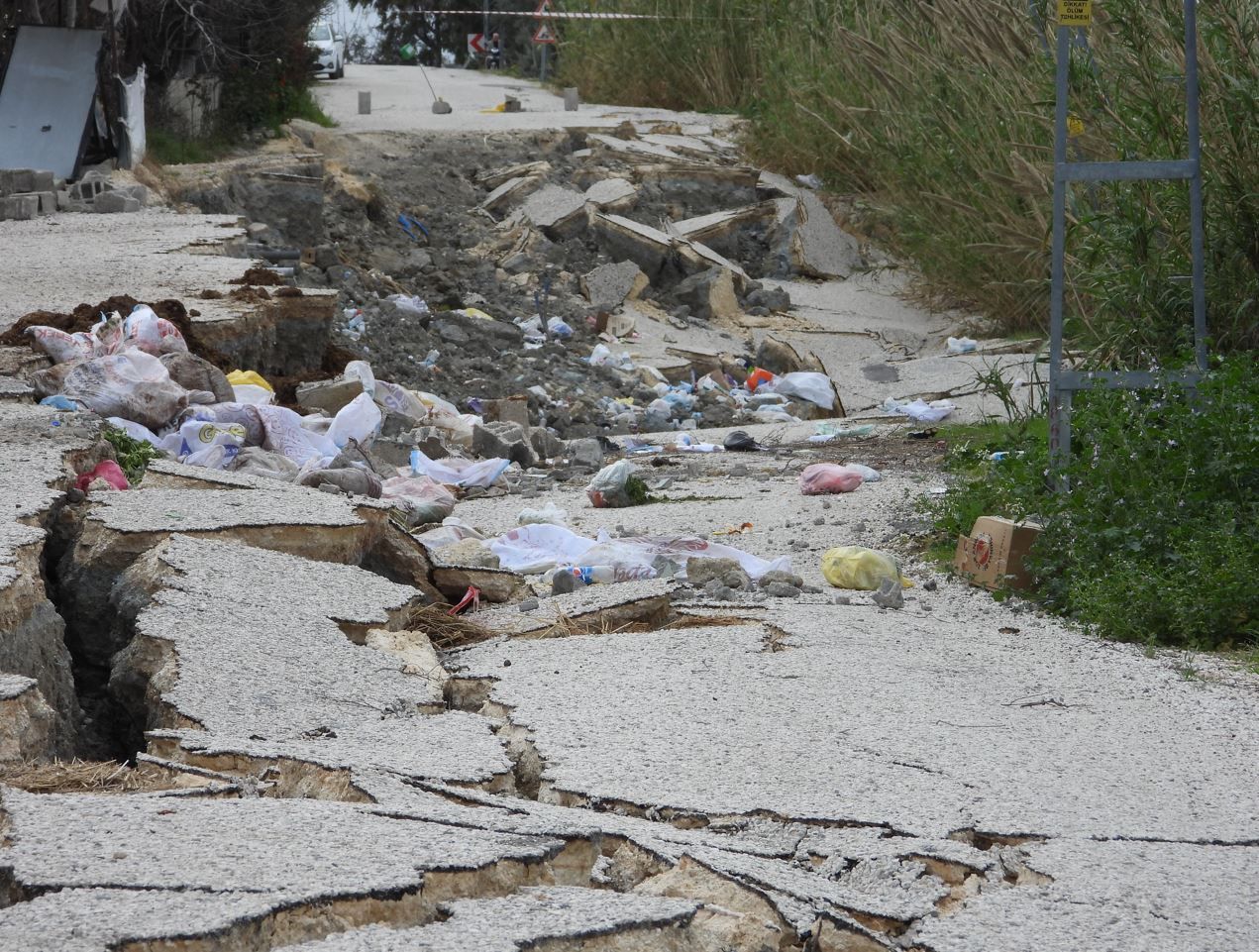 Hatay'dan korkunç görüntüler: İşte fay hattının geçtiği yerlerin hali 8