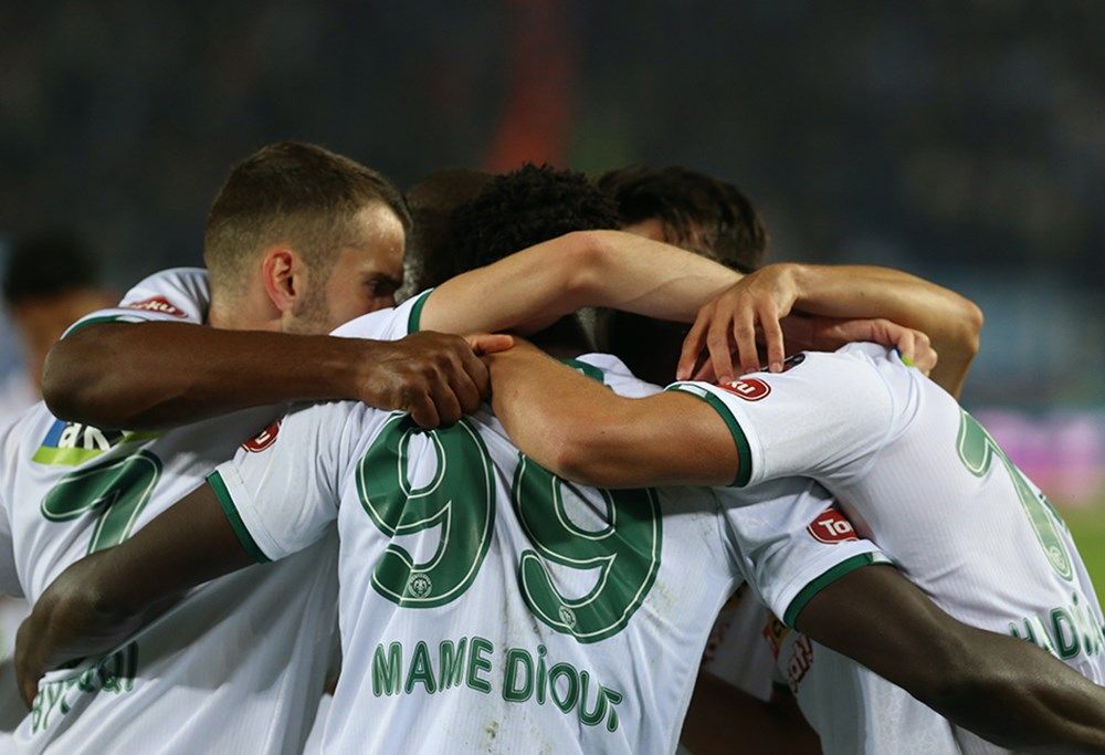 UEFA Ülke Puanı'nda son 5 sezonun en iyisi Galatasaray! İşte takımlarımızın karnesi... 4