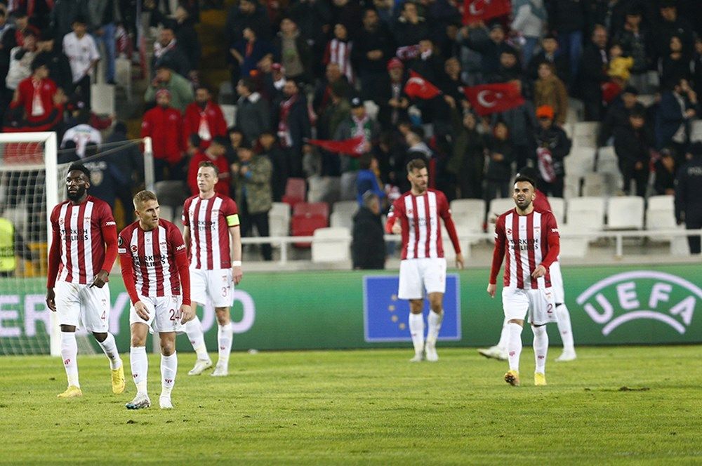 UEFA Ülke Puanı'nda son 5 sezonun en iyisi Galatasaray! İşte takımlarımızın karnesi... 8
