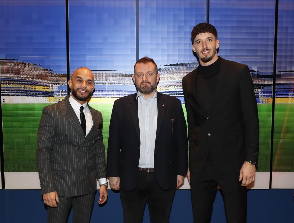 Galatasaray'dan Altay Bayındır'a transfer teklifi 9