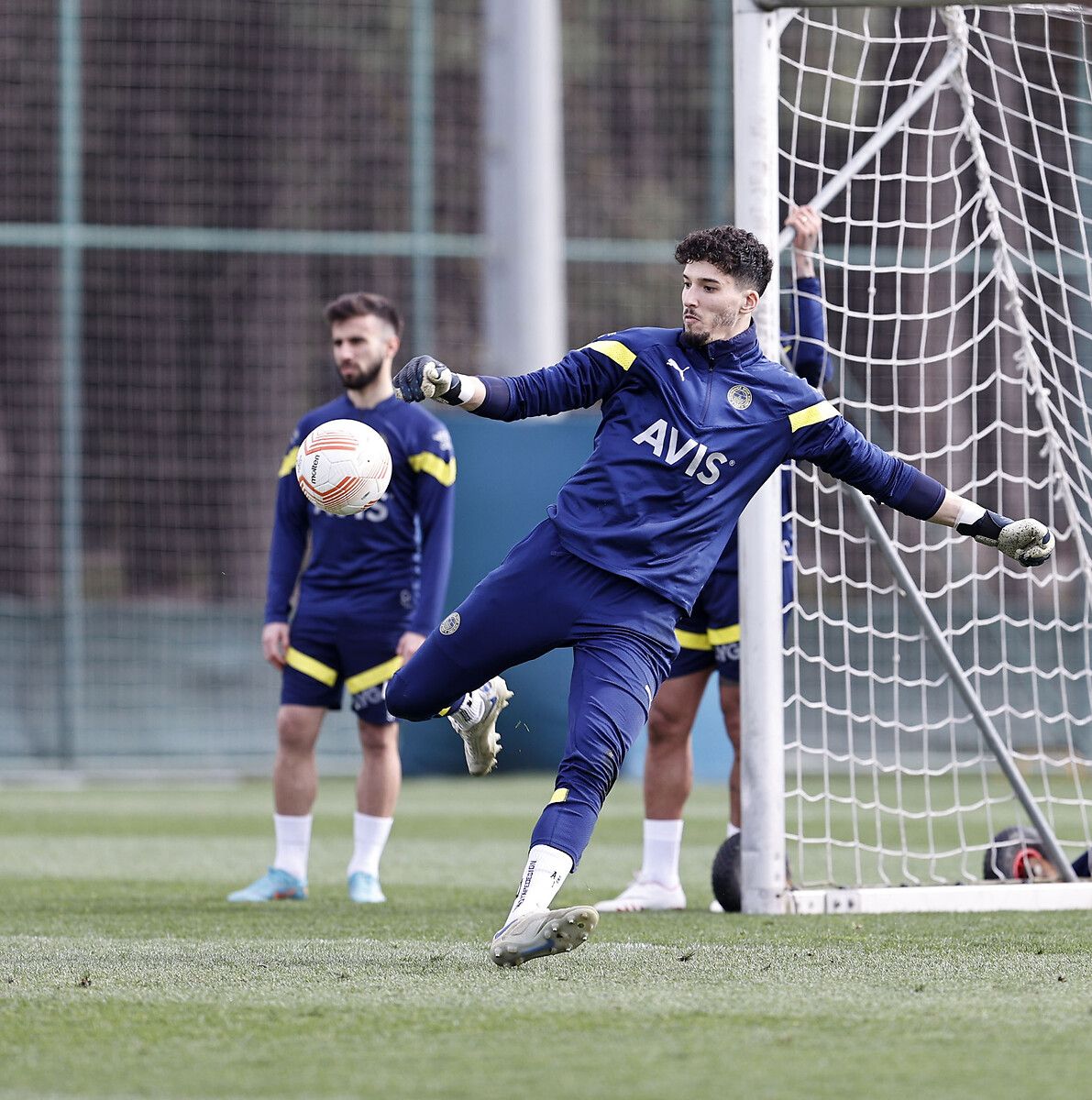 Galatasaray'dan Altay Bayındır'a transfer teklifi 1