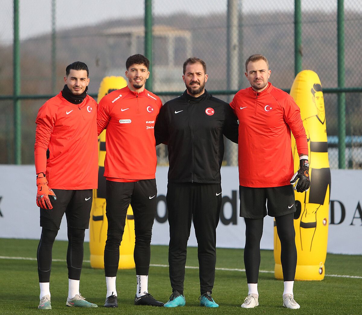 Galatasaray'dan Altay Bayındır'a transfer teklifi 8