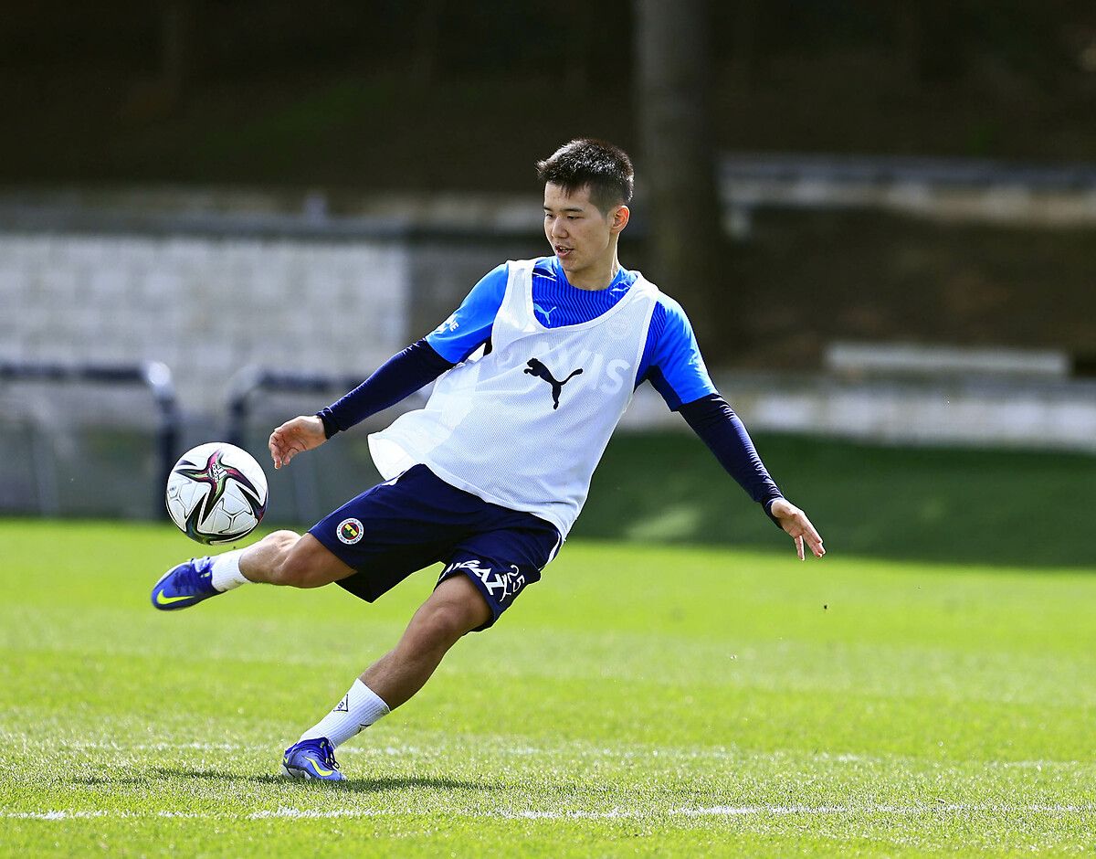 Fenerbahçe'de sürpriz transfer! Kim Min-Jae... 12
