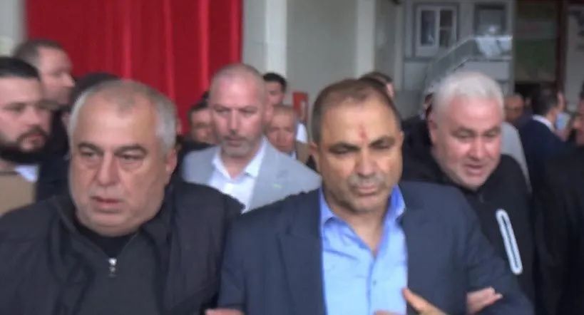 MHP'li Ali Uçak, milletvekili aday adaylığını açıklarken kalp krizi geçirdi! 1