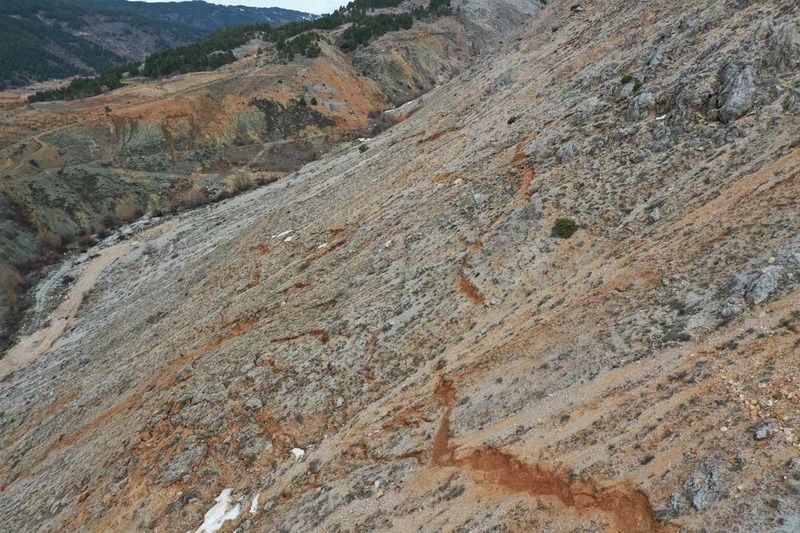 Deprem sonrası tüyler ürperten manzara! Karlar eriyince ortaya çıktı... 1