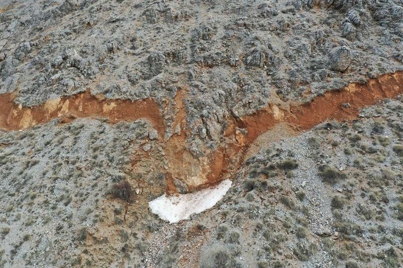 Deprem sonrası tüyler ürperten manzara! Karlar eriyince ortaya çıktı... 8
