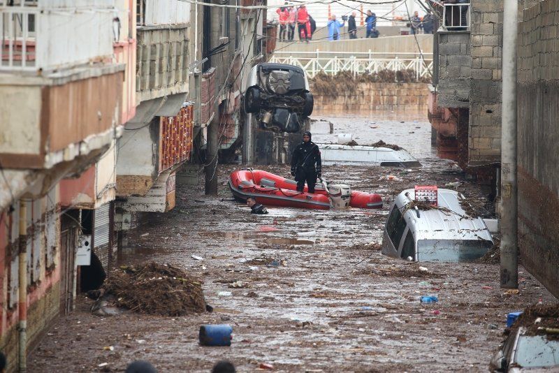 Deprem ve sel felaketinin yaşandığı bölgede kuvvetli yağış bekleniyor! Meteorolojiden 9 kente flaş uyarı: Sel ve su baskınlarına dikkat 3