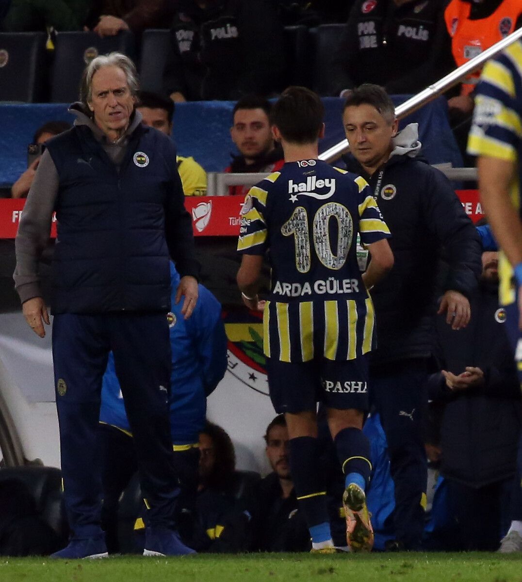 Büyük kriz! Barcelona'ya Arda Güler hediyesi 2