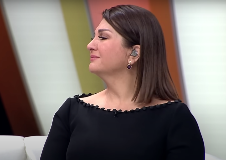 Şarkılar Bizi Söyler'de duygu dolu anlar... Depremde aile yakınlarını kaybeden Uğur Aslan hem ağladı hem ağlattı 15