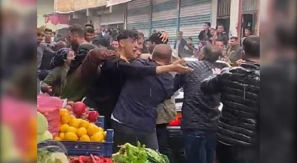 Park yeri kavgasında tansiyon yükseldi! Taş, sopa ve bıçaklar havada uçuştu, 1 kişi yaralandı 1