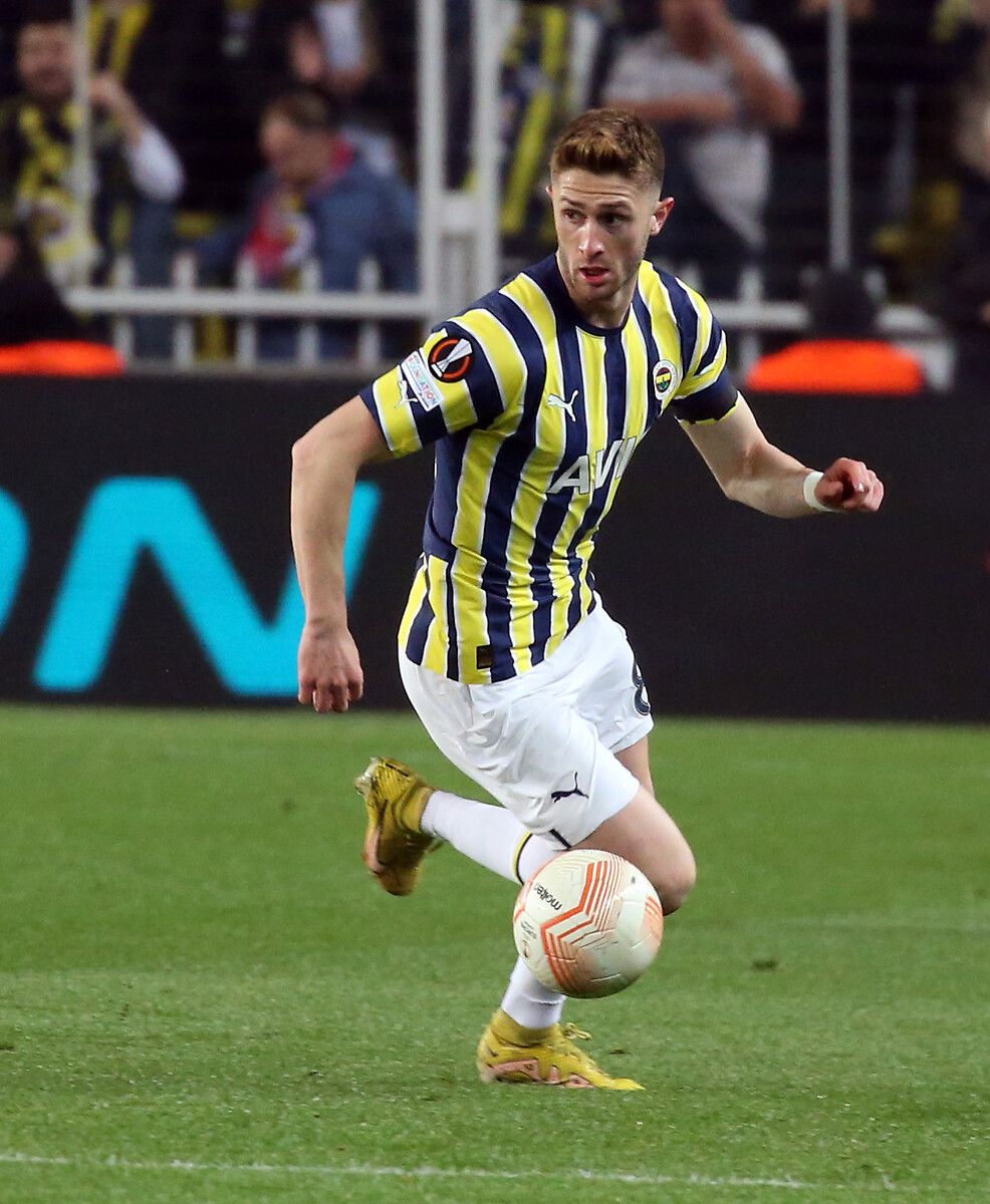Fenerbahçeli futbolcu için dudak uçuklatan rakam 9