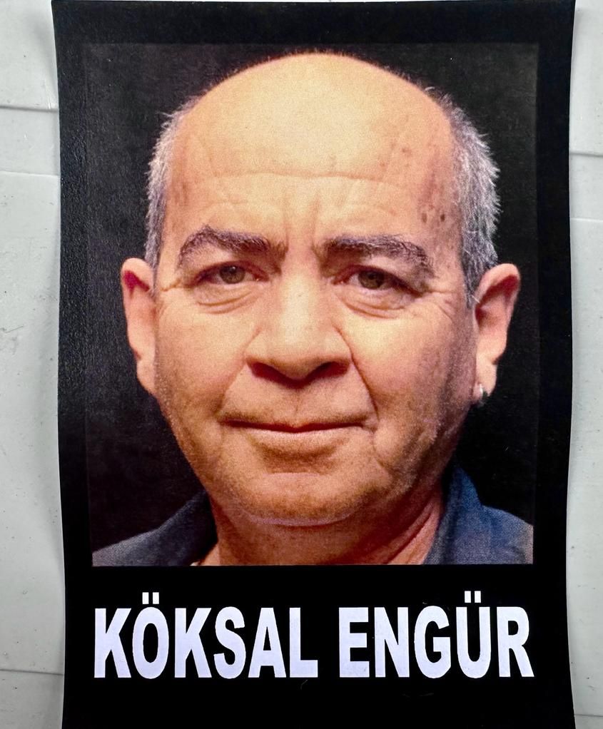 Sanatçı dostlarından son görev... Köksal Engür toprağa verildi 1