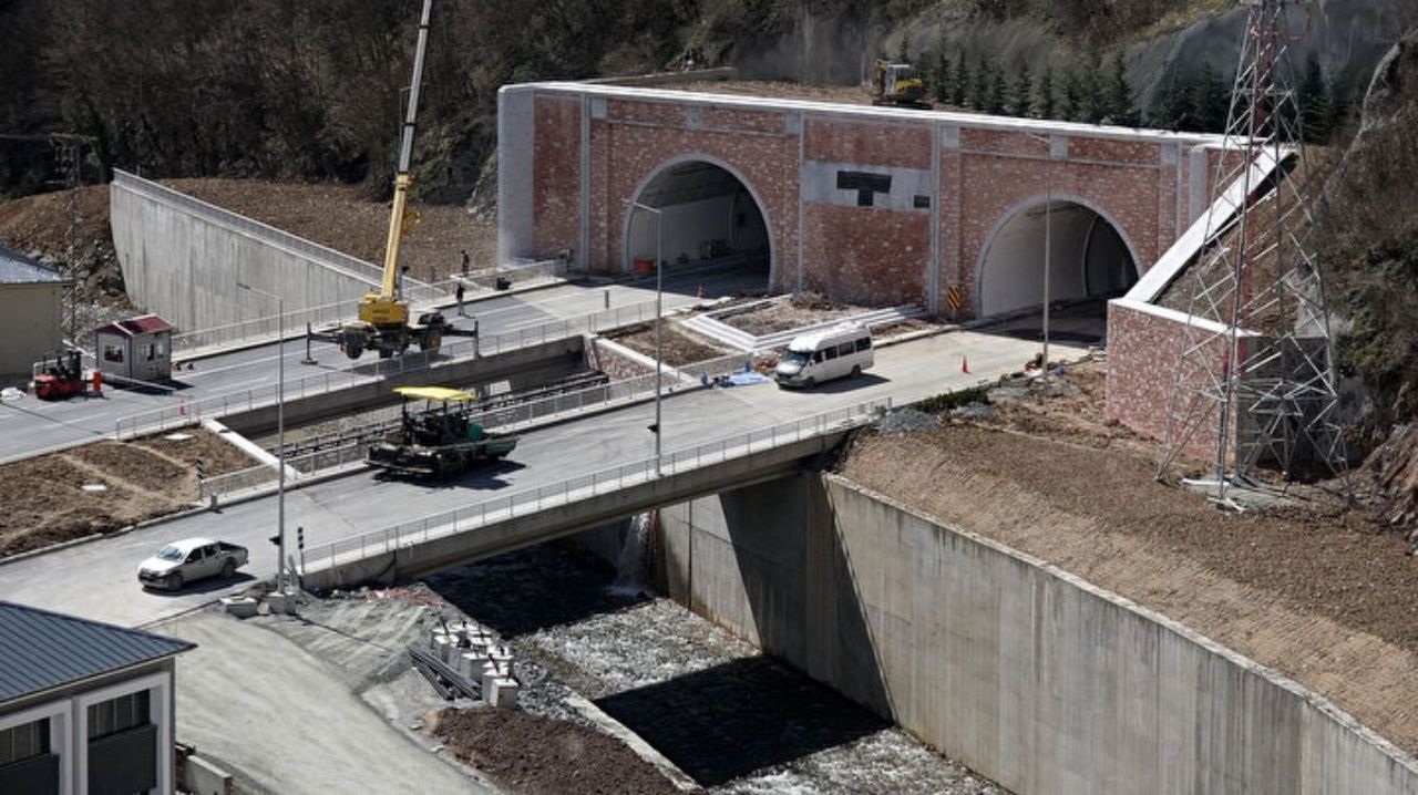 Zigana Tüneli açılış için gün sayıyor! Gümüşhane ile Trabzon arasındaki ulaşımı 30 dakika kısaltacak 2