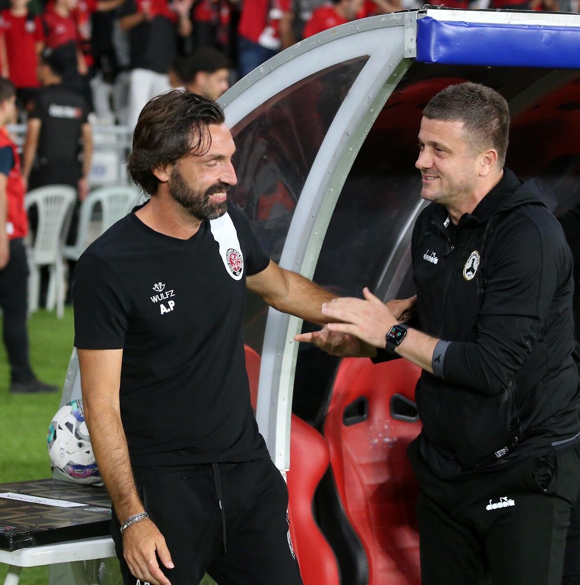 Şenol Güneş bunu beklemiyordu! Andrea Pirlo... 1