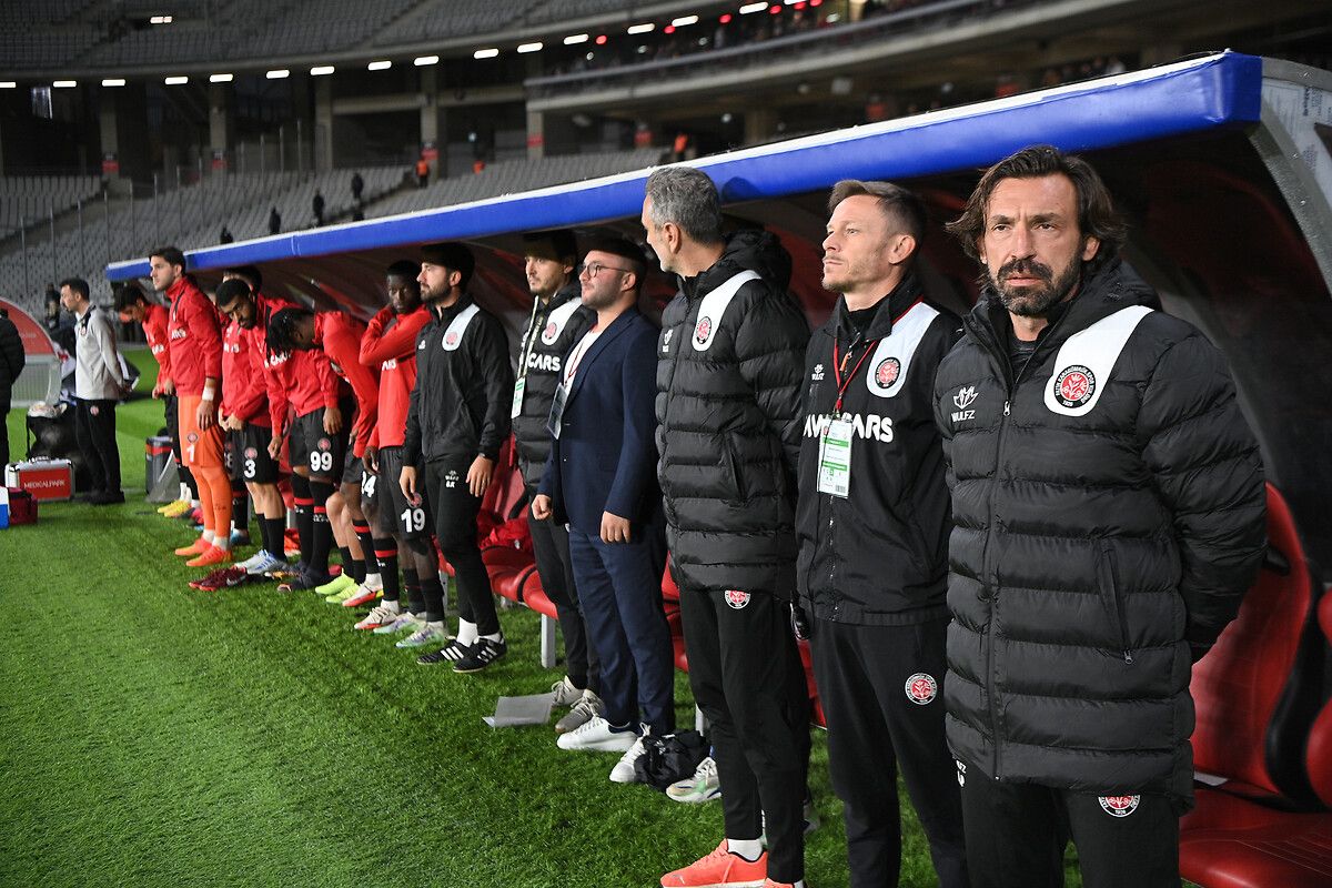 Şenol Güneş bunu beklemiyordu! Andrea Pirlo... 4
