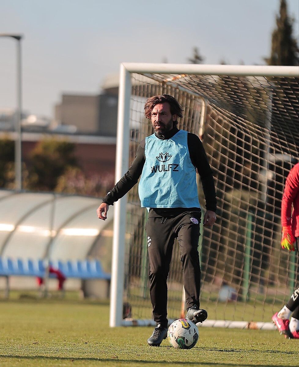 Şenol Güneş bunu beklemiyordu! Andrea Pirlo... 8