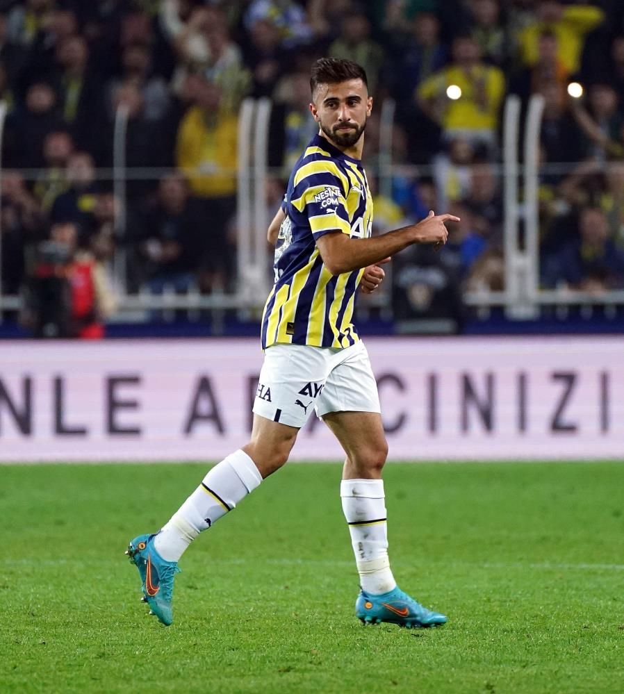 Fenerbahçe'de ilk ayrılık! Yeni takımını duyurdular 12