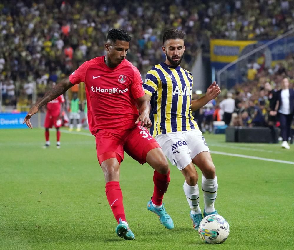 Fenerbahçe'de ilk ayrılık! Yeni takımını duyurdular 14
