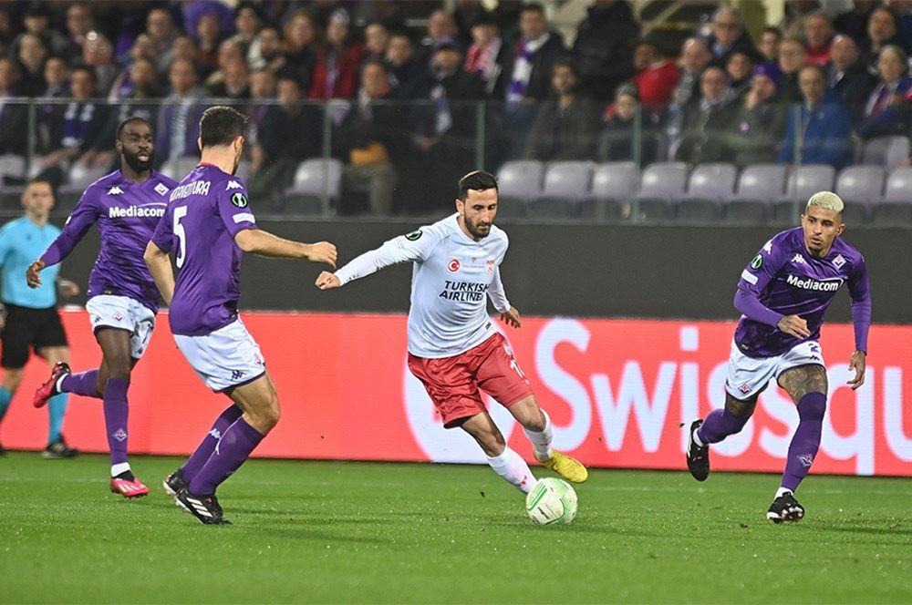 UEFA Türk kulüplerine ceza yağdırdı! 2