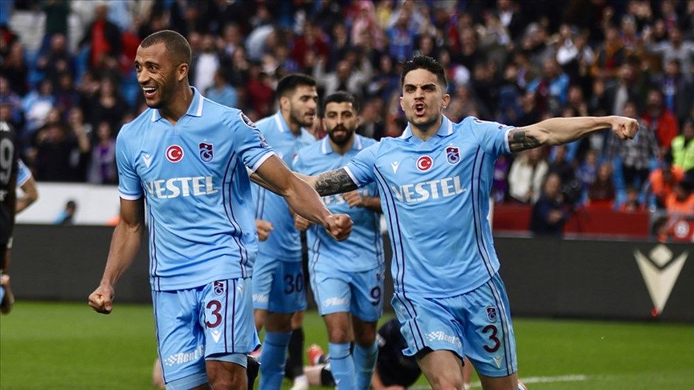 UEFA Türk kulüplerine ceza yağdırdı! 5