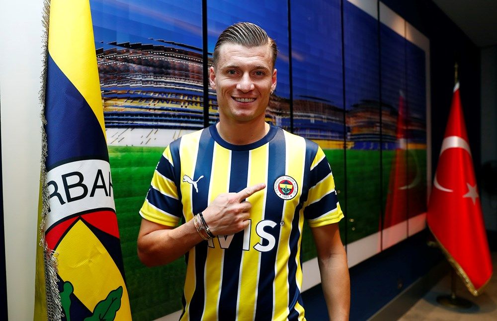 Fenerbahçe'de sözleşmesi sona erecek futbolcular! 4