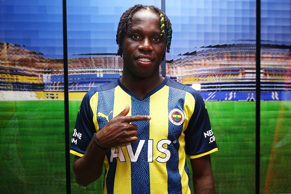 Fenerbahçe'de sözleşmesi sona erecek futbolcular! 9