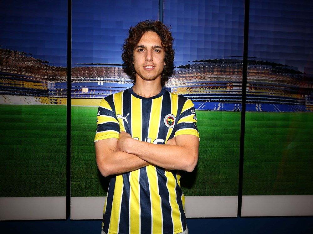 Fenerbahçe'de sözleşmesi sona erecek futbolcular! 12