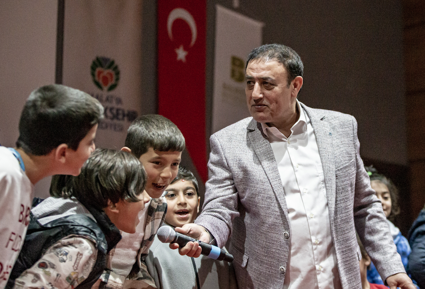 Mahmut Tuncer, Malatya'da depremzedelerle buluştu 2