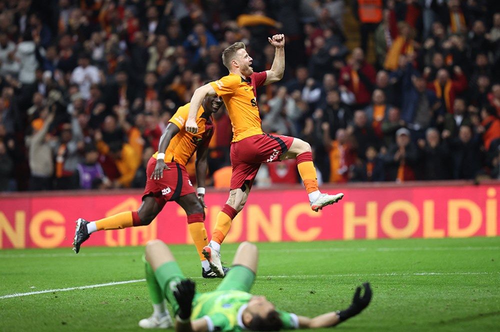 Rıdvan Dilmen'den dikkat çeken sözler: Galatasaray'ı Fenerbahçe ve Beşiktaş'tan ayıran bir özellik var... 12