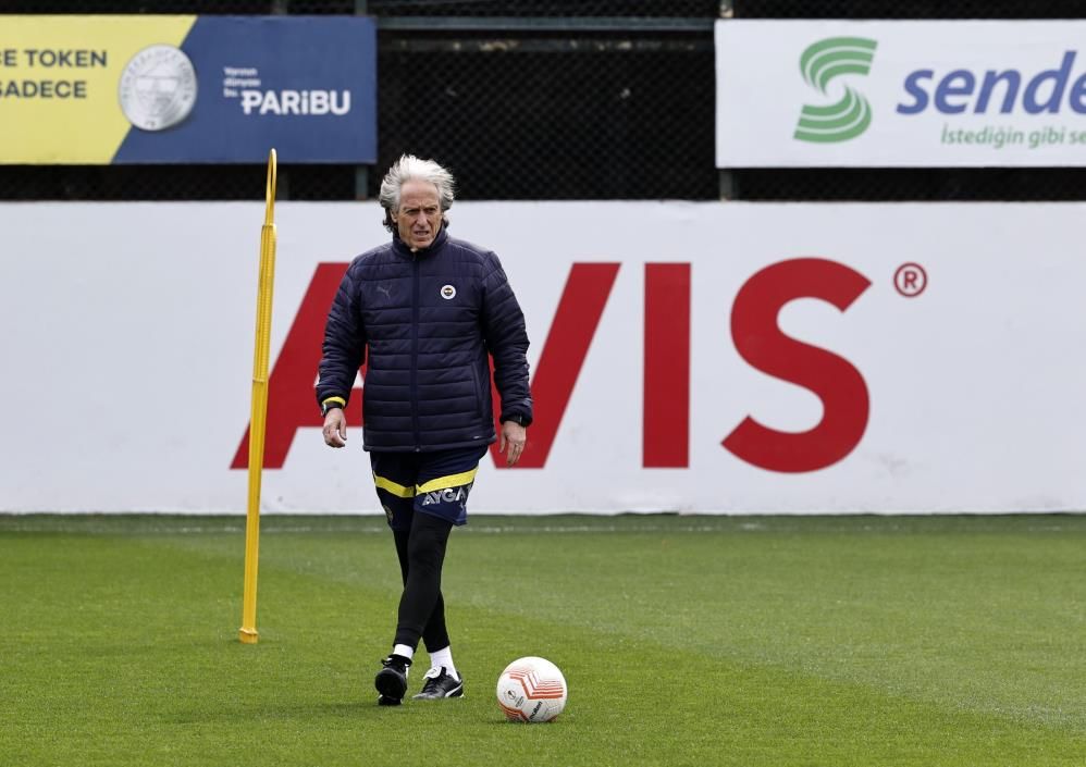 Jorge Jesus'un derbi taktiği belli oldu 4