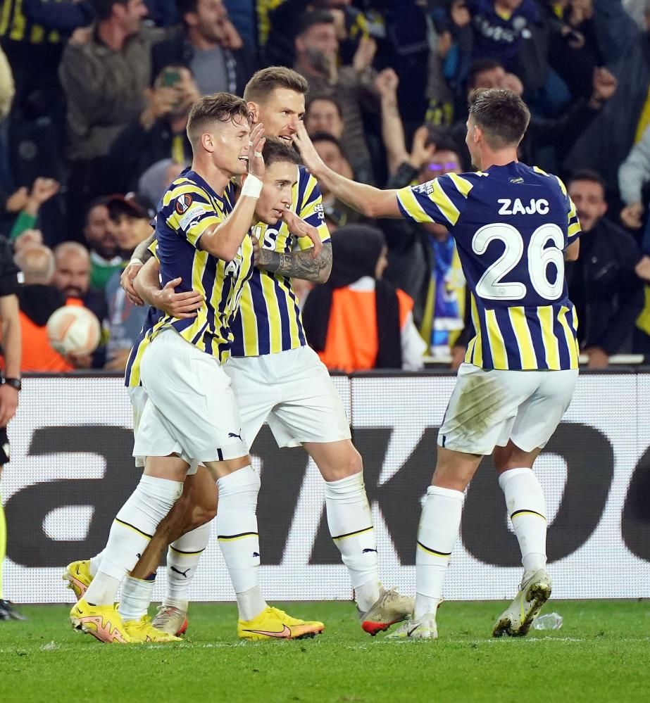 Fenerbahçeli yıldız Beşiktaş'a transfer oluyor 10