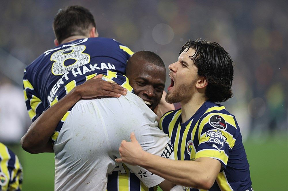 "Fenerbahçe ile Galatasaray arasındaki fark ancak kırmızı kar yağarsa kapanır" 1